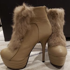 High heel winter boots with platform